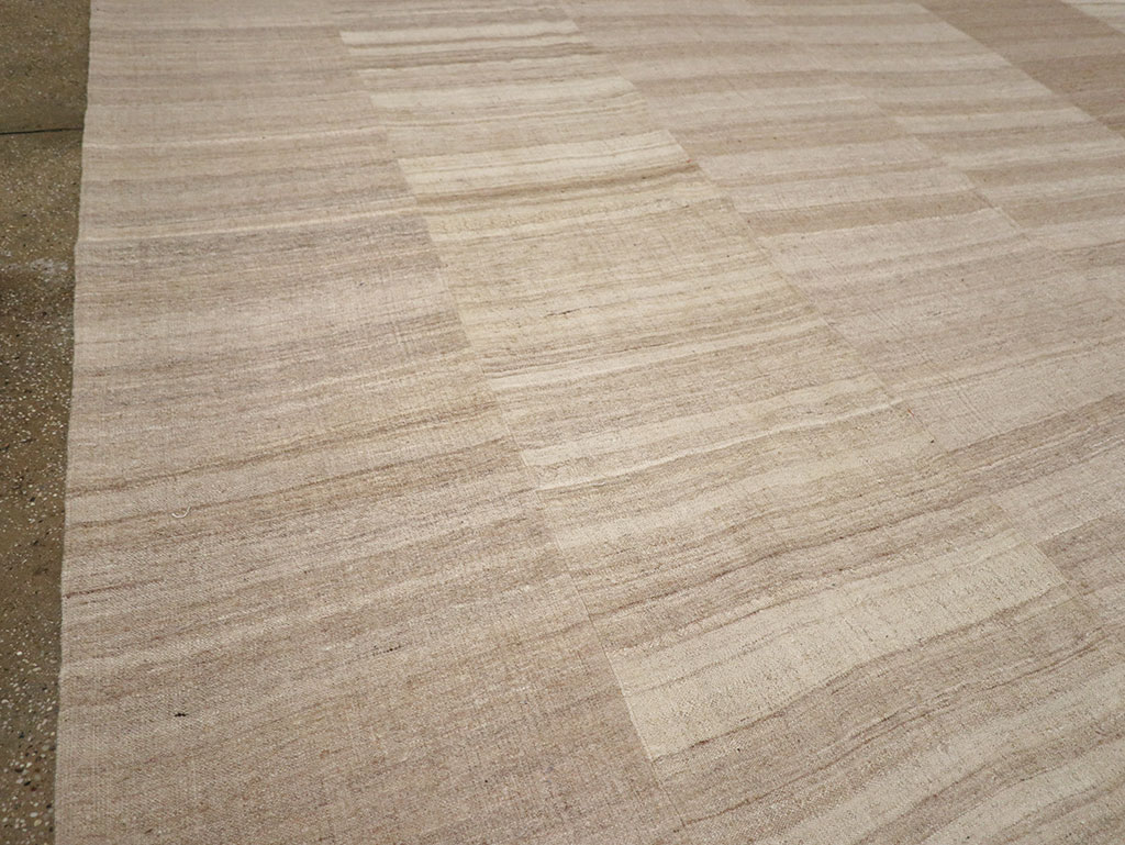 Vintage Turkish Flatweave Kilim Large Room Size Carpet, No.33097 - Gsblank