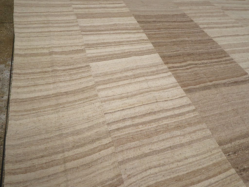 Vintage Turkish Flatweave Kilim Large Room Size Carpet, No.33098 - Gsblank