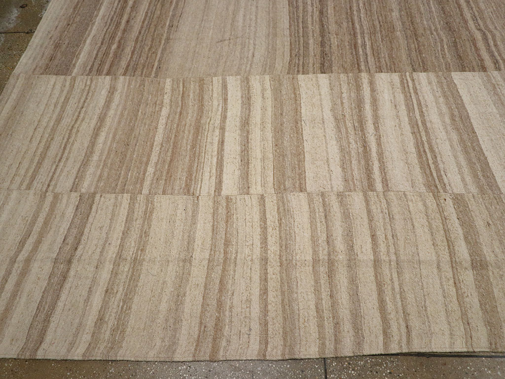 Vintage Turkish Flatweave Kilim Large Room Size Carpet, No.33098 - Gsblank