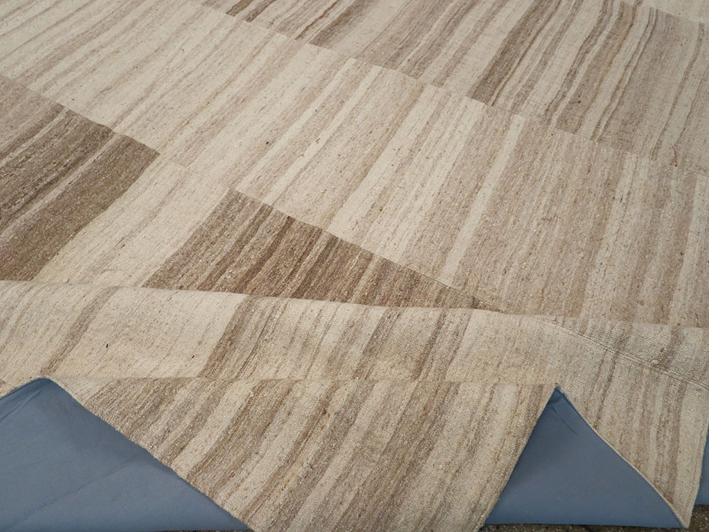 Vintage Turkish Flatweave Kilim Large Room Size Carpet, No.33098 - Gsblank