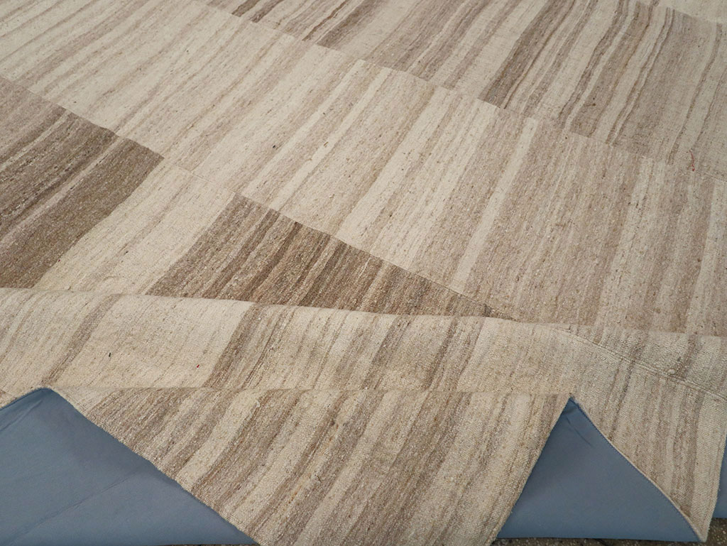 Vintage Turkish Flatweave Kilim Large Room Size Carpet, No.33098 - Gsblank