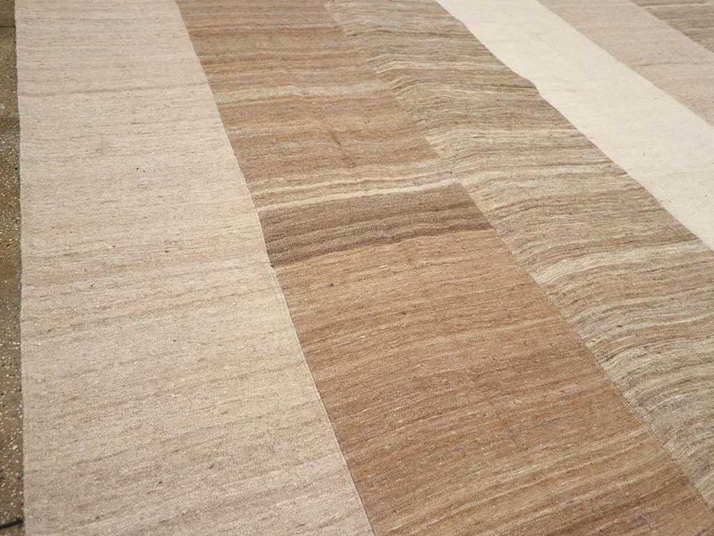 Vintage Turkish Flatweave Kilim Square Large Room Size Carpet, No.33101 - Gsblank