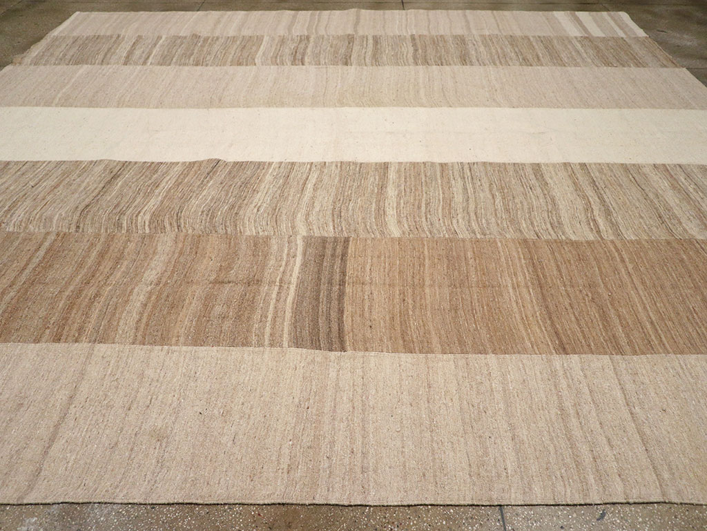 Vintage Turkish Flatweave Kilim Square Large Room Size Carpet, No.33101 - Gsblank