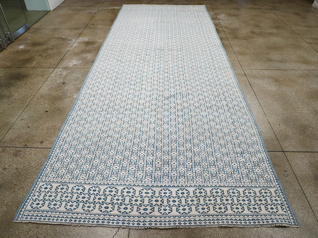 Vintage Turkish Flatweave Kilim Long and Narrow, No.33113 - Gsblank