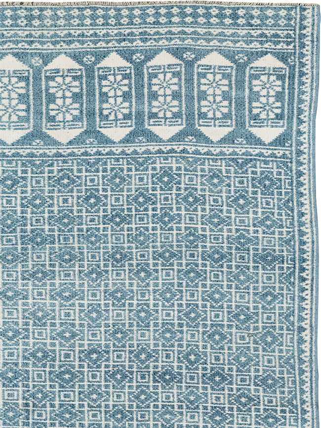 Vintage Turkish Flatweave Kilim Long and Narrow Carpet, No.33114 - Gsblank