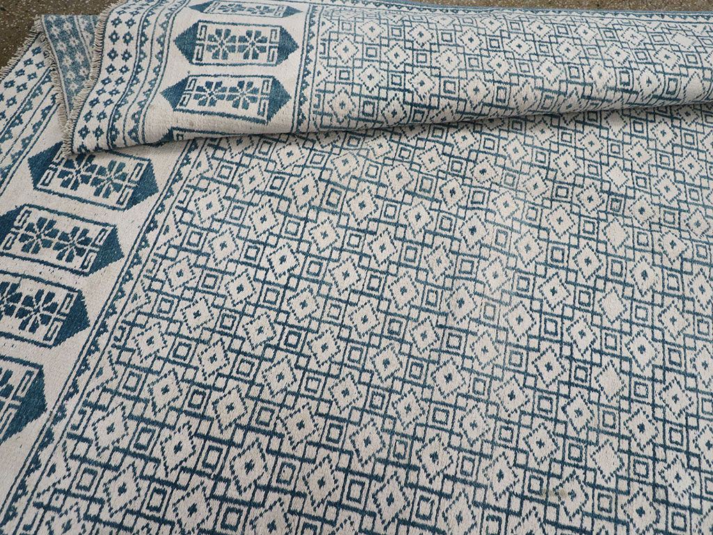 Vintage Turkish Flatweave Kilim Long and Narrow Carpet, No.33114 - Gsblank