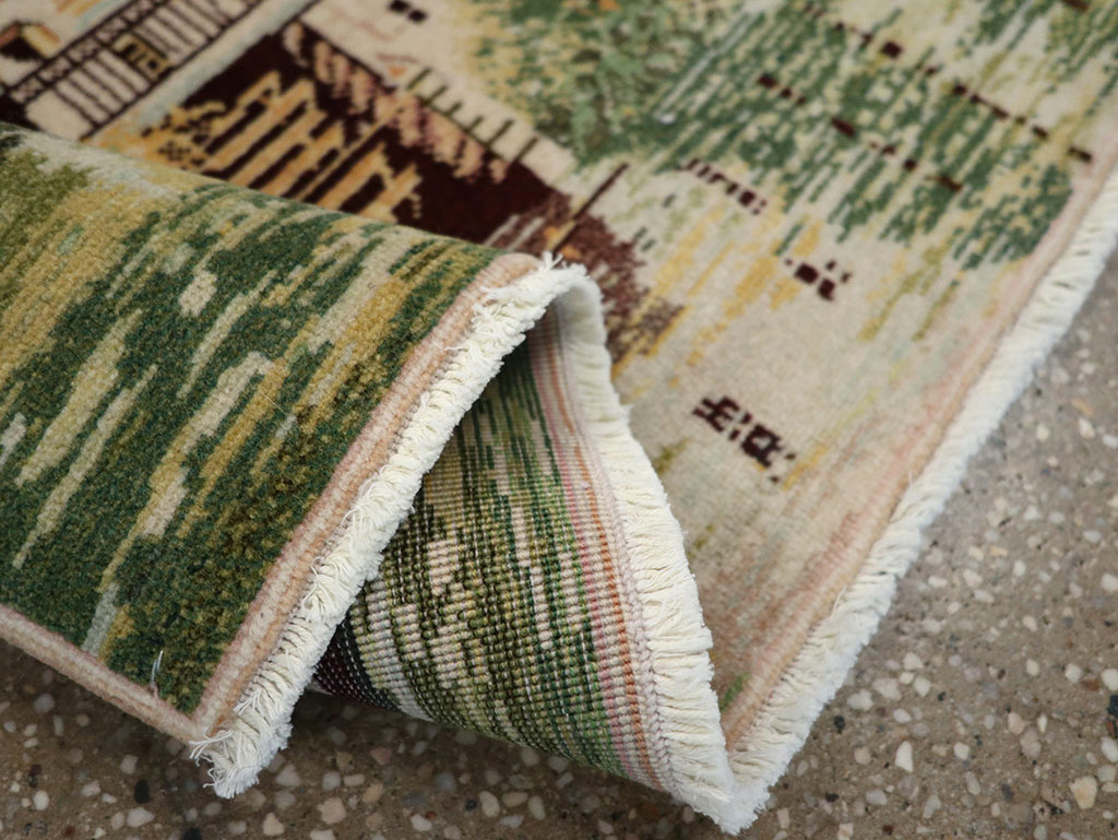 Vintage Persian Tabriz Pictorial Rug, No.33122 - Gsblank