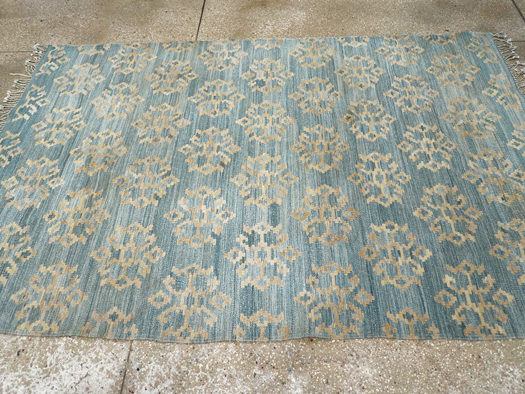 Modern Turkish Flatweave Kilim Accent Rug, No.33124 - Gsblank
