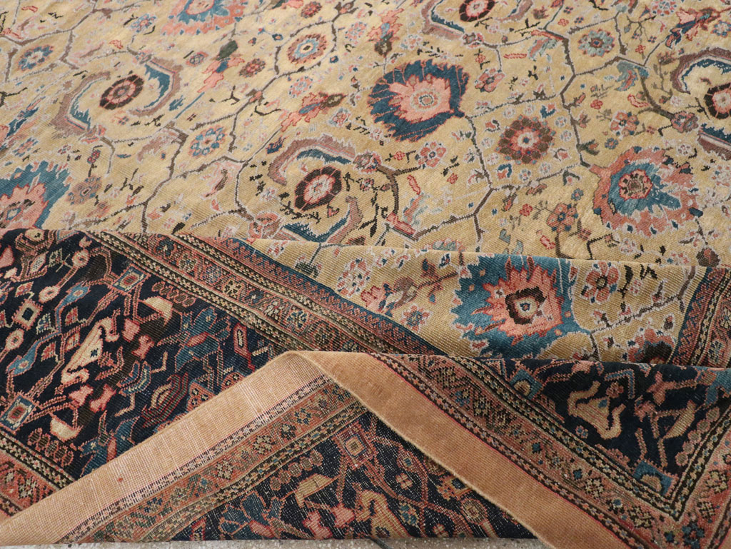 Antique Persian Sultanabad Room Size Carpet, No.33126 - Gsblank