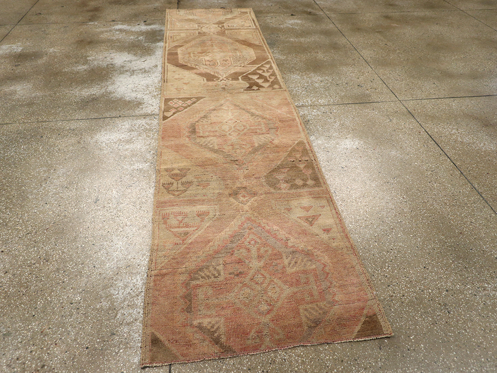 Vintage Turkish Anatolian Runner, No.33132 - Gsblank