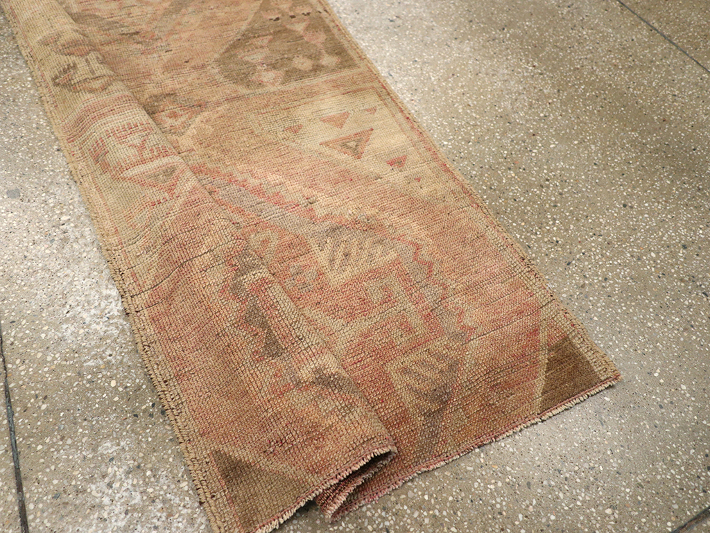 Vintage Turkish Anatolian Runner, No.33132 - Gsblank