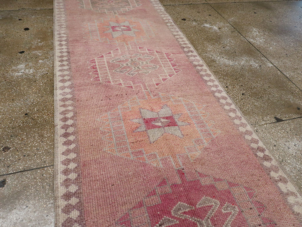 Vintage Turkish Anatolian Long Runner, No.33134 - Gsblank