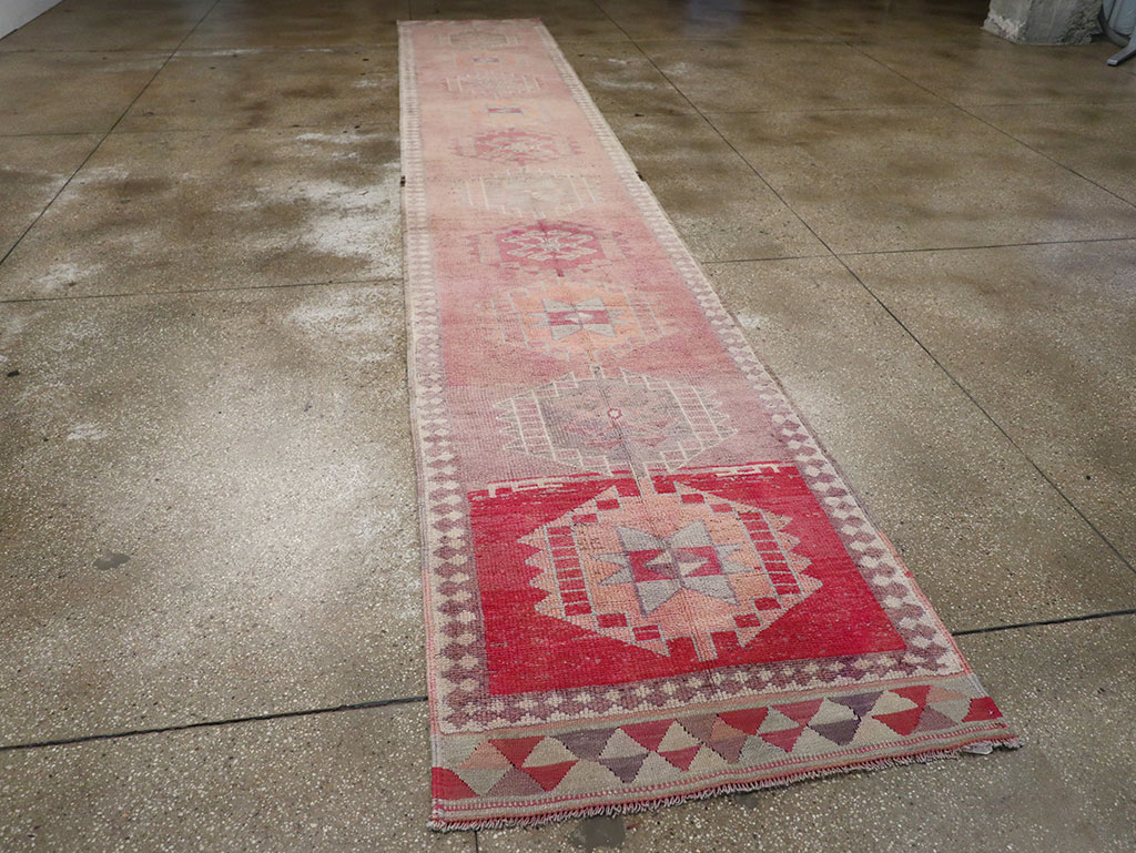 Vintage Turkish Anatolian Long Runner, No.33134 - Gsblank