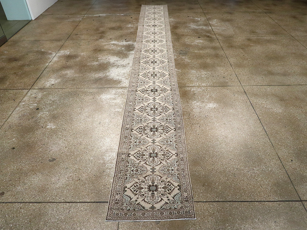 Vintage Persian Malayer Long Runner, No.33136 - Gsblank