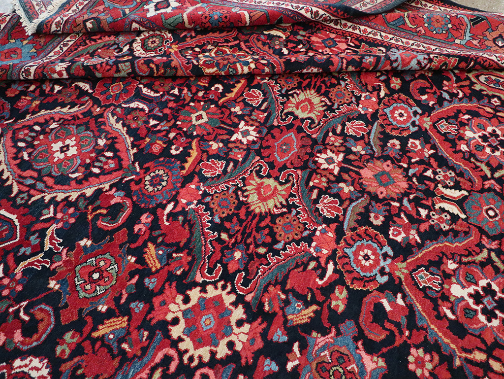 Vintage Persian Mahal Room Size Carpet, No.33140 - Gsblank