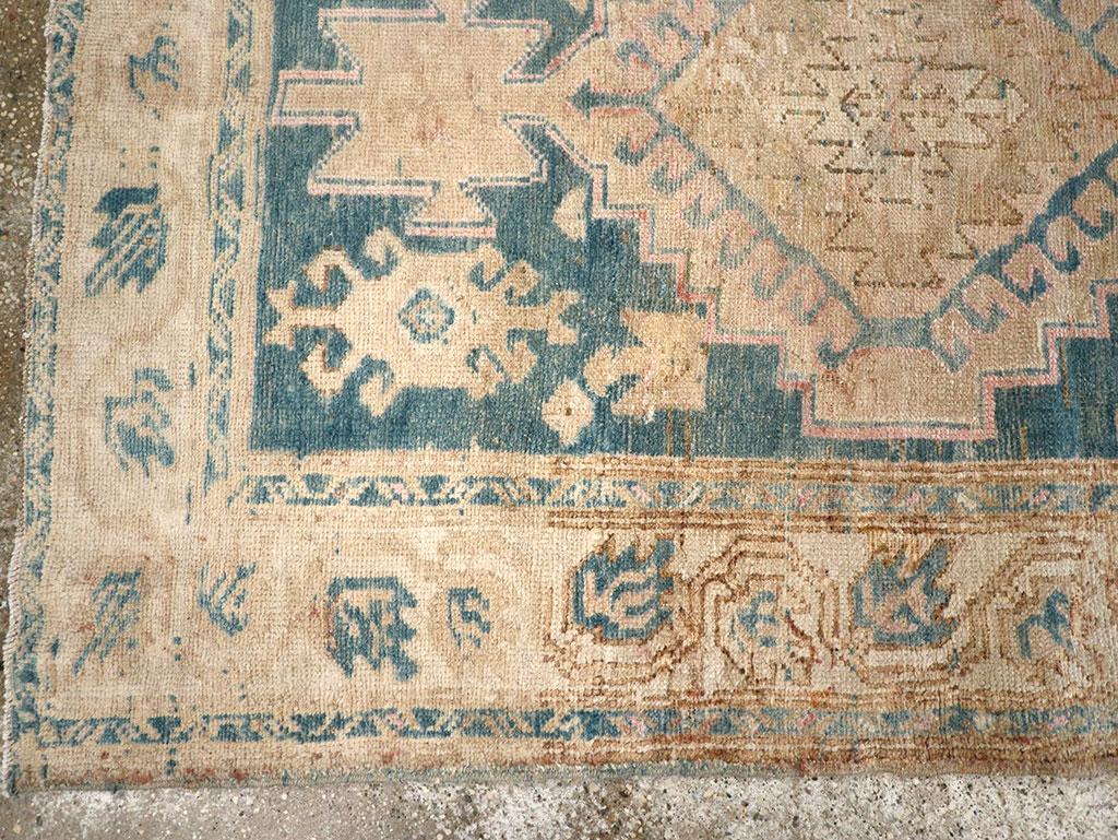 Vintage Persian Heriz Runner, No.33149 - Gsblank