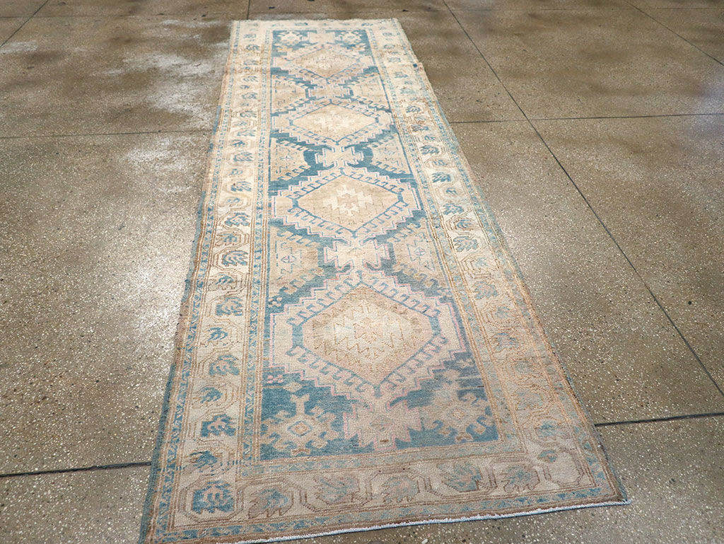 Vintage Persian Heriz Runner, No.33149 - Gsblank
