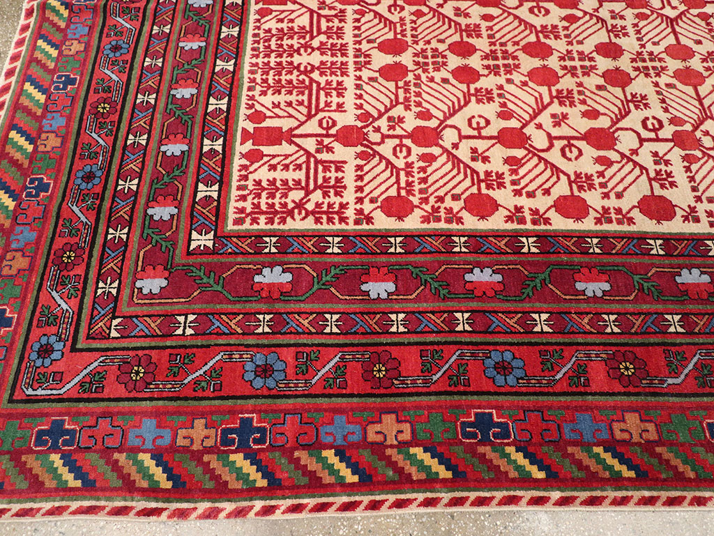 Vintage East Turkestan Khotan Room Size Carpet, No.33155 - Gsblank
