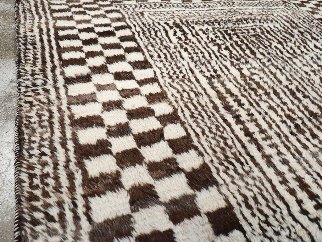 Modern Persian Gabbeh Room Size Carpet, No.33159 - Gsblank