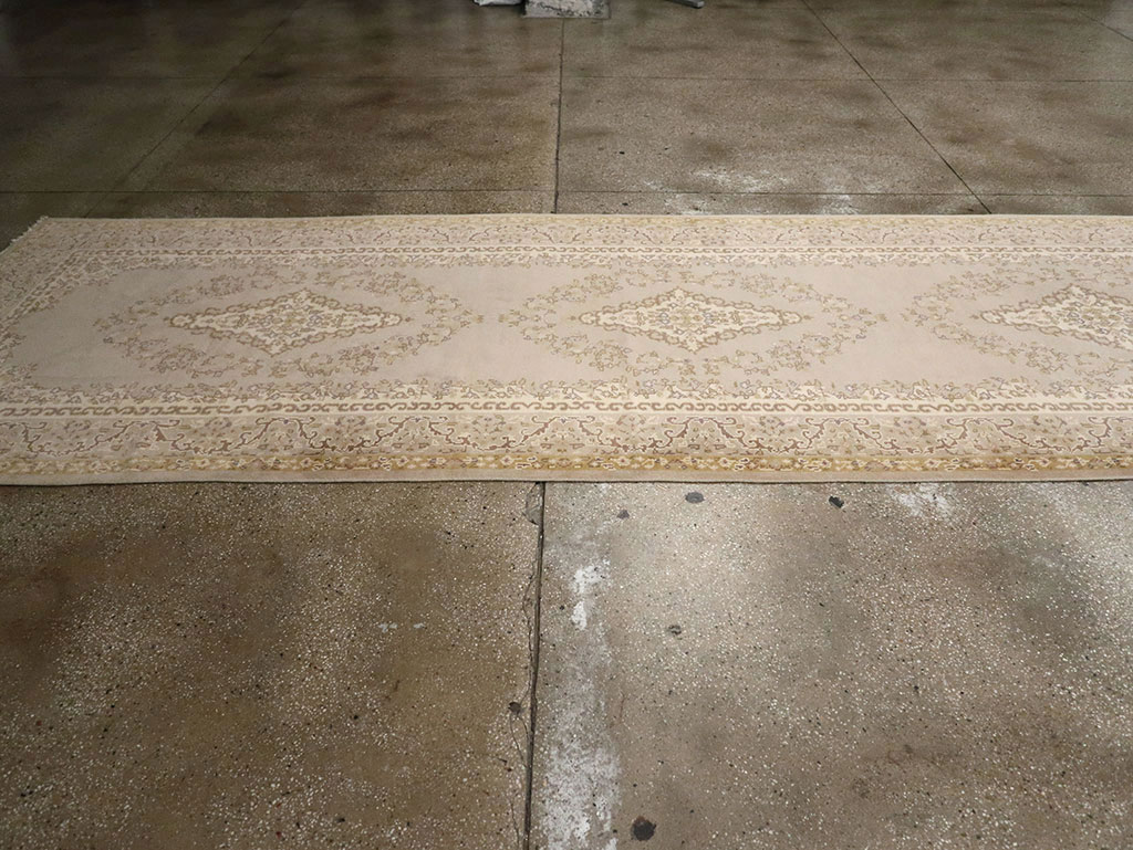 Vintage Turkish Anatolian Long Runner, No.33161 - Gsblank