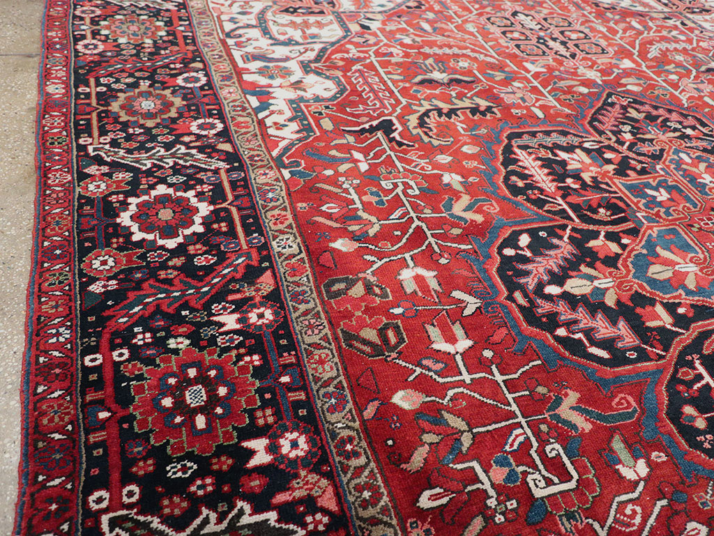 Vintage Persian Heriz Room Size Carpet, No.33168 - Gsblank