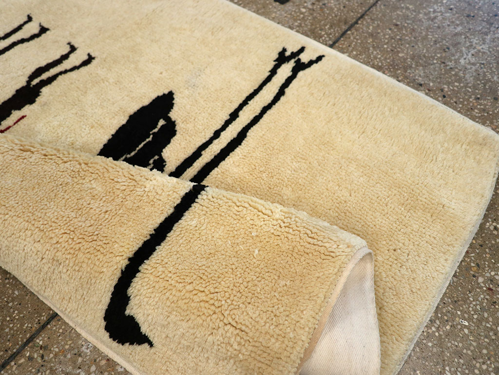 Vintage African Moroccan Pictorial Rug, No.33176 - Gsblank