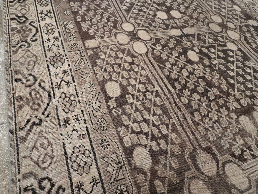 Antique East Turkestan Khotan Accent Rug, No.33189 - Gsblank