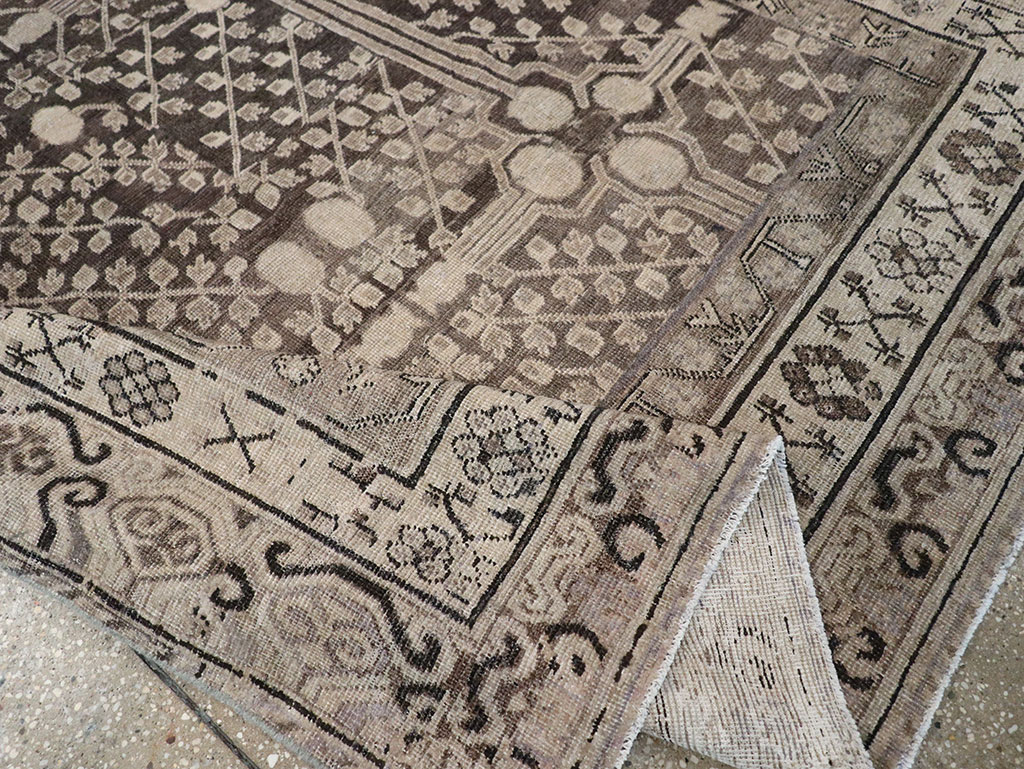 Antique East Turkestan Khotan Accent Rug, No.33189 - Gsblank