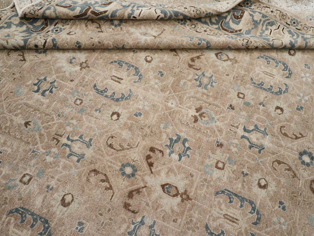 Antique Persian Tabriz Room Size Carpet, No.33190 - Gsblank