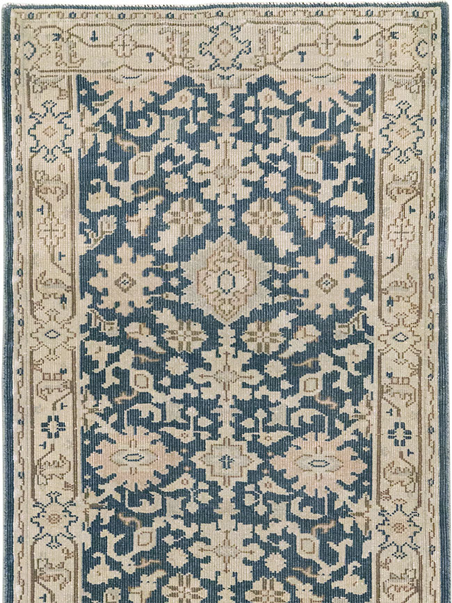Vintage Turkish Anatolian Runner, No.33192 - Gsblank