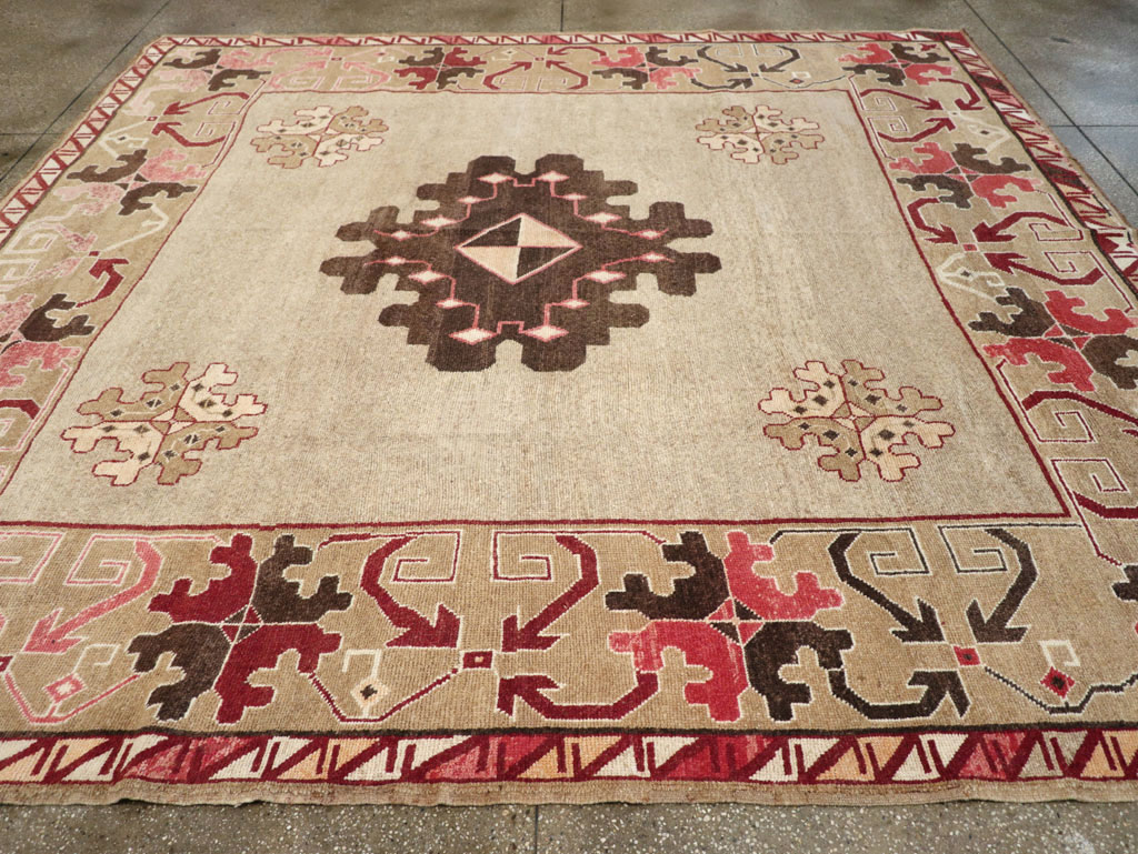 Vintage Turkish Anatolian Square Room Size Carpet, No.33197 - Gsblank