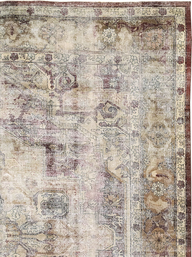 Antique Indian Agra Room Size Carpet, No.33211 - Gsblank