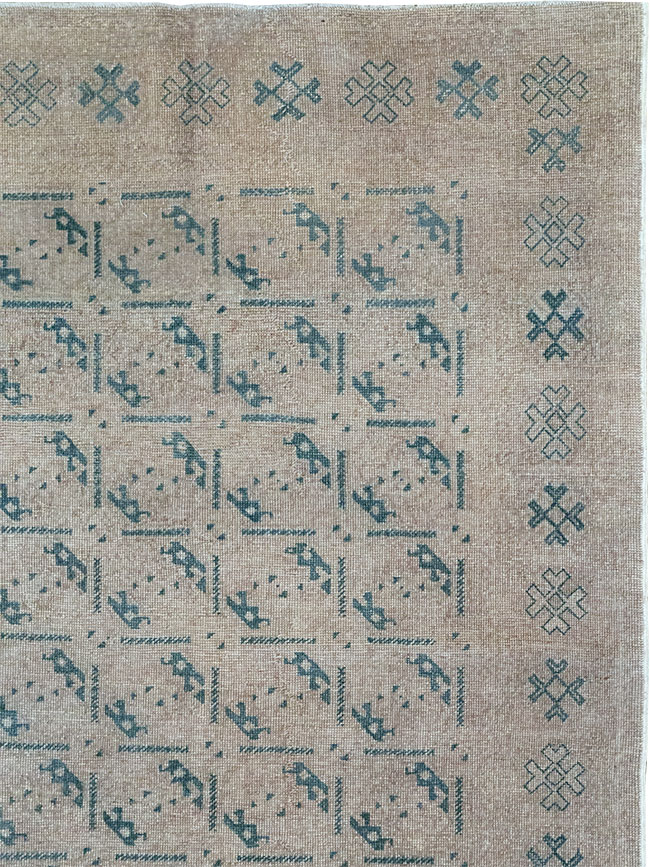 Vintage Turkish Anatolian Room Size Carpet, No.33238 - Gsblank