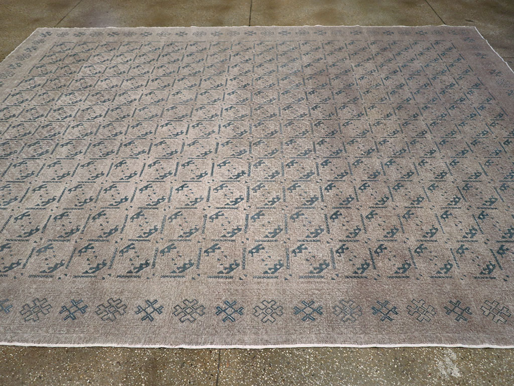 Vintage Turkish Anatolian Room Size Carpet, No.33238 - Gsblank