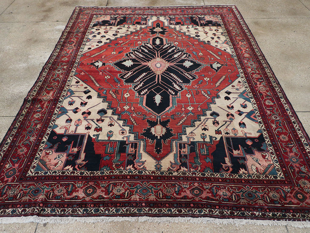 Antique Persian Serapi Accent Carpet, No.33248 - Gsblank