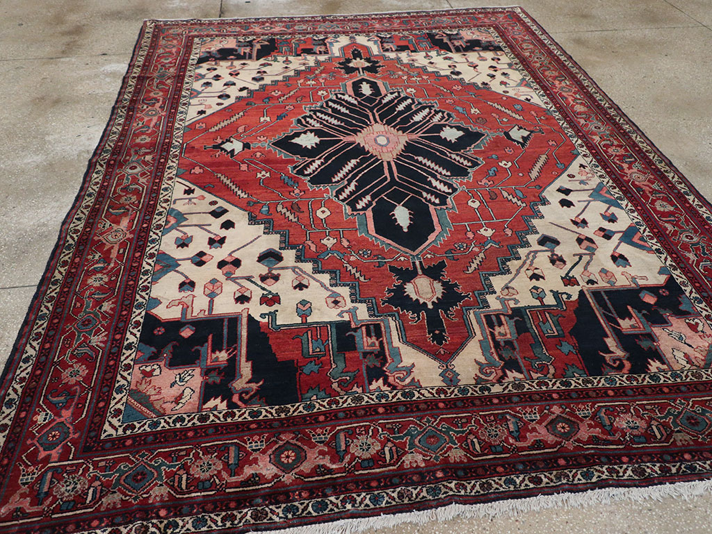 Antique Persian Serapi Accent Carpet, No.33248 - Gsblank