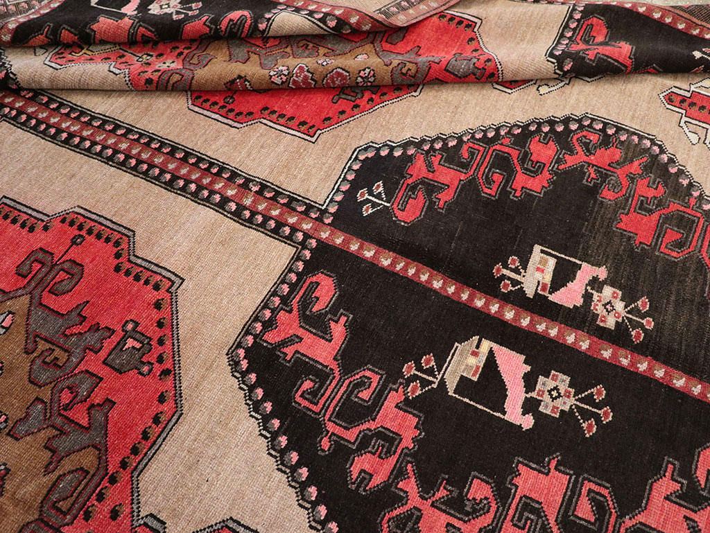 Vintage Turkish Anatolian Room Size Carpet, No.33256 - Gsblank