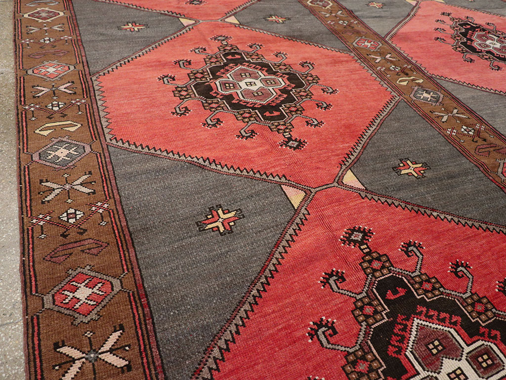 Vintage Turkish Anatolian Room Size Carpet, No.33257 - Gsblank