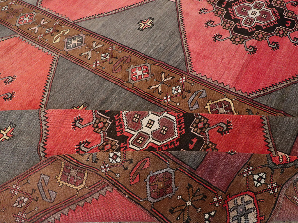 Vintage Turkish Anatolian Room Size Carpet, No.33257 - Gsblank