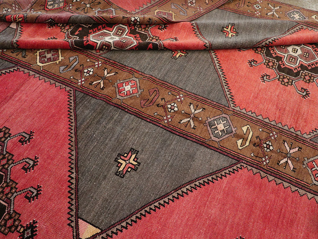 Vintage Turkish Anatolian Room Size Carpet, No.33257 - Gsblank