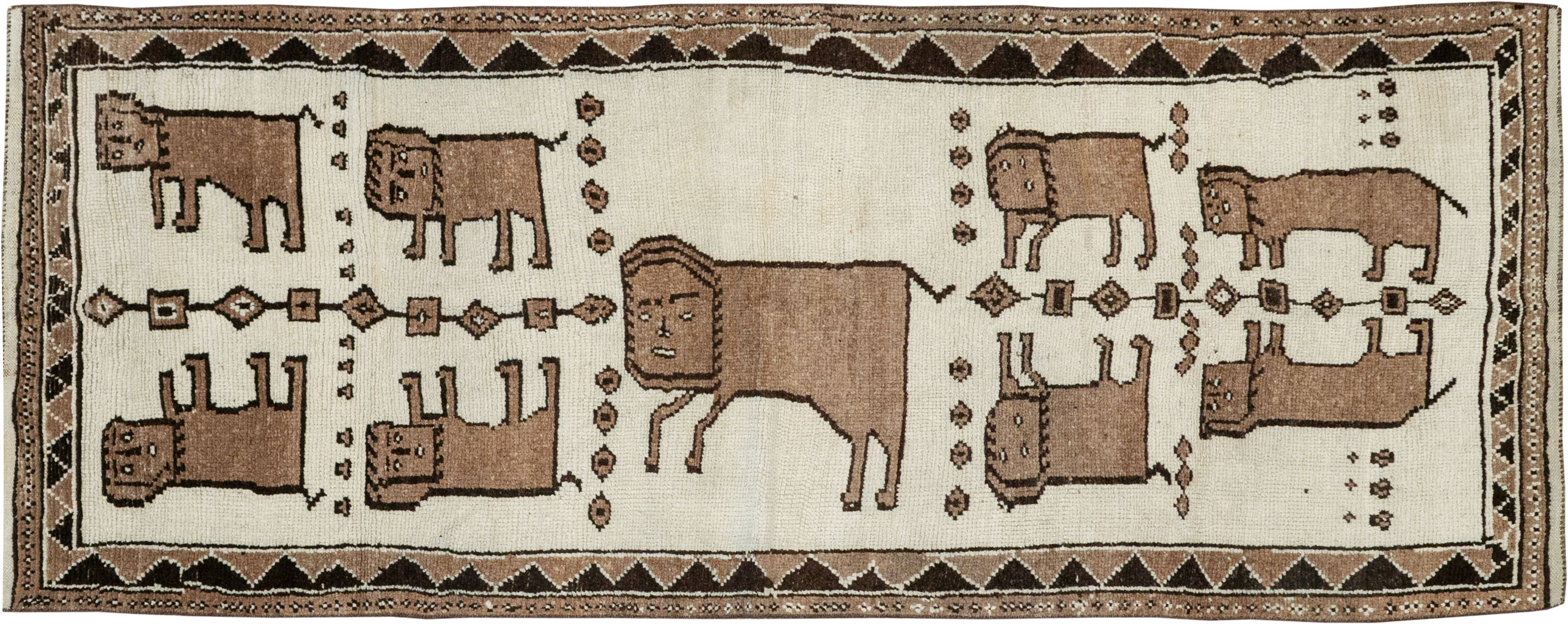 Vintage Turkish Anatolian Pictorial Runner, No.33265 - Gsblank