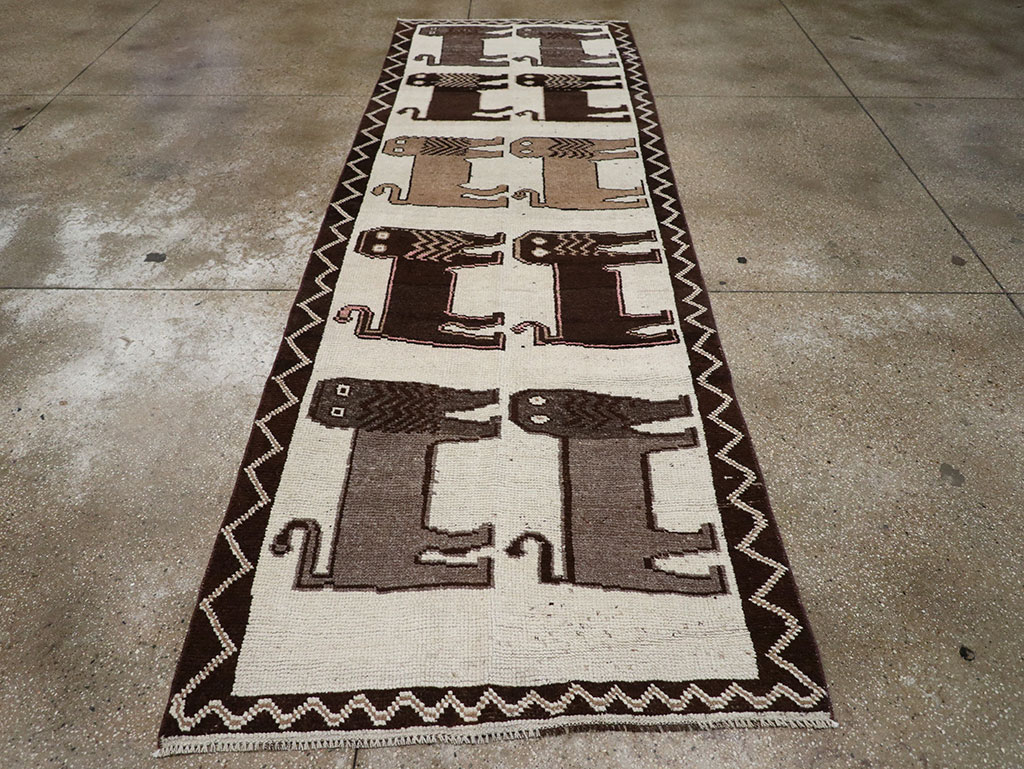 Vintage Turkish Anatolian Pictorial Runner, No.33266 - Gsblank