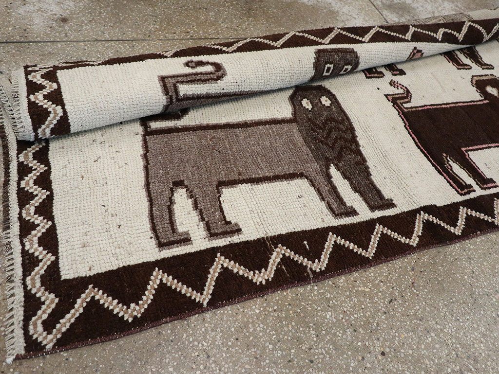 Vintage Turkish Anatolian Pictorial Runner, No.33266 - Gsblank