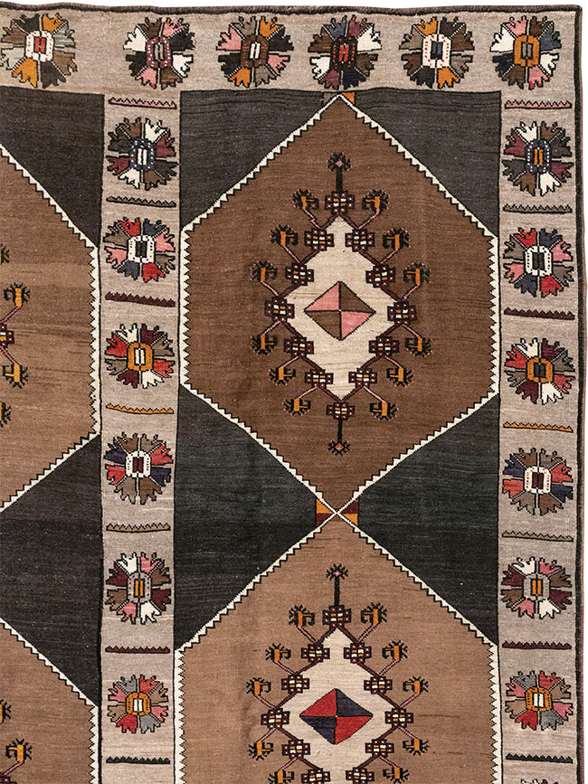 Vintage Turkish Anatolian Room Size Carpet, No.33275 - Gsblank