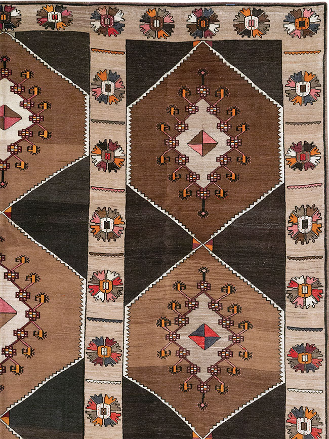 Vintage Turkish Anatolian Room Size Carpet, No.33275 - Gsblank