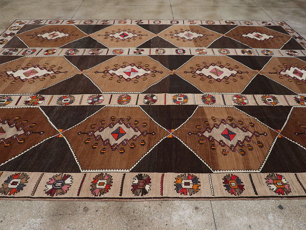 Vintage Turkish Anatolian Room Size Carpet, No.33275 - Gsblank