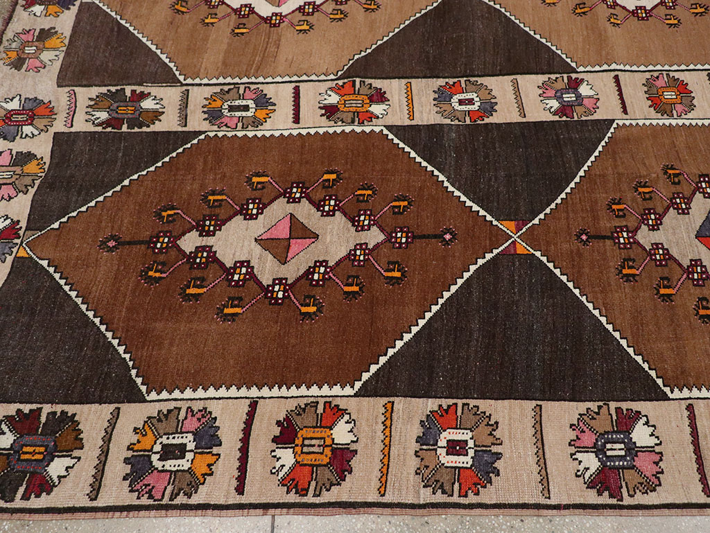 Vintage Turkish Anatolian Room Size Carpet, No.33275 - Gsblank