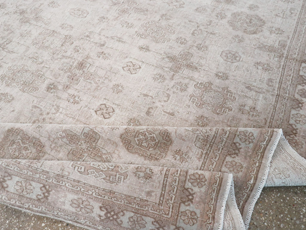 Vintage Turkish Anatolian Accent Rug, No.33278 - Gsblank