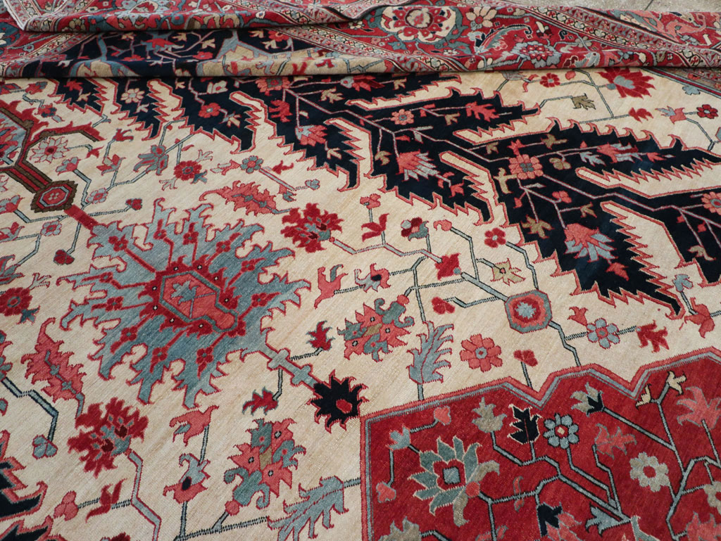 Antique Persian Serapi Oversize Carpet, No.33297 - Gsblank