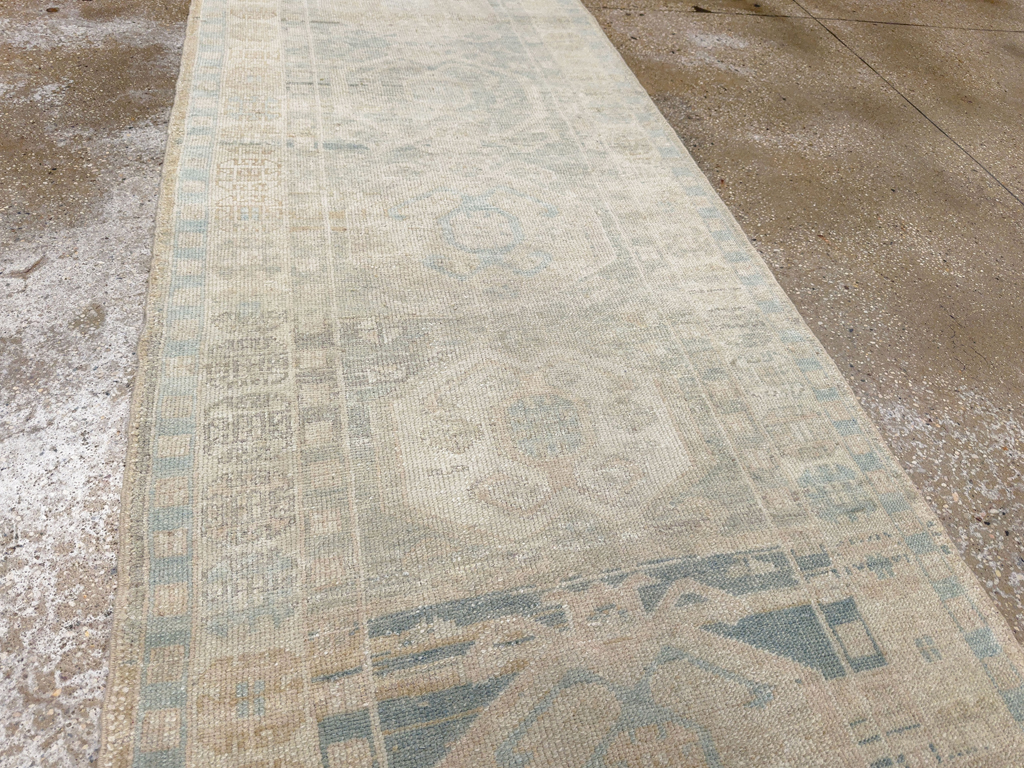 Antique Persian Heriz Runner, No.33309 - Gsblank